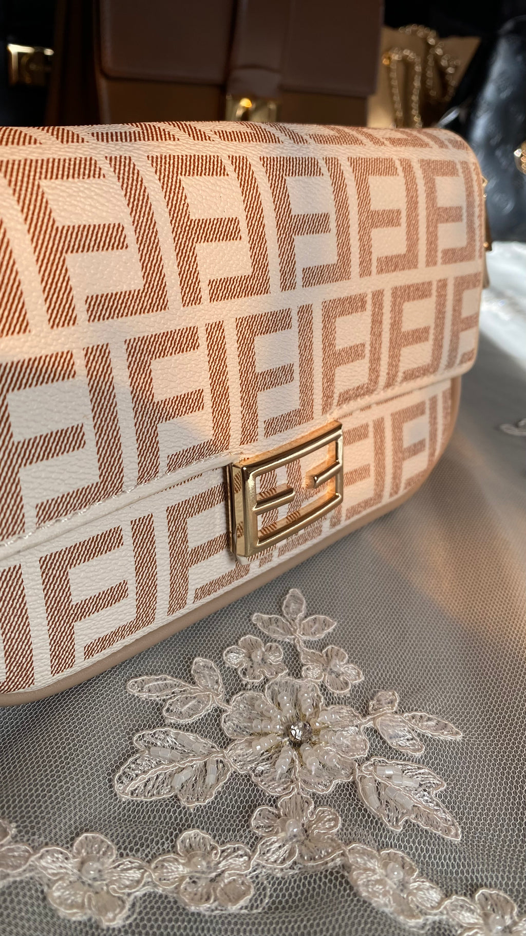Sac FENDI beige